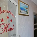 Maximo Hotel
