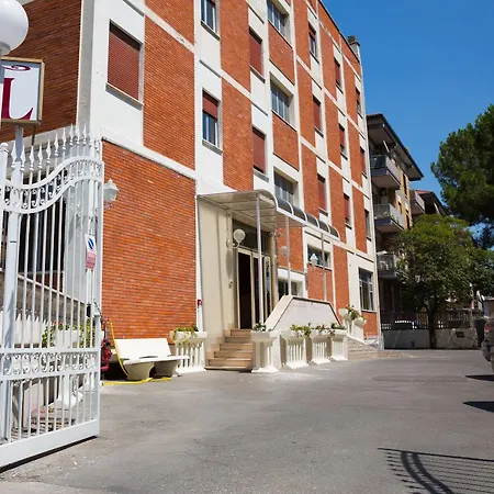 Maximo Tivoli