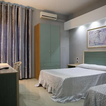 Maximo Hotel 3*