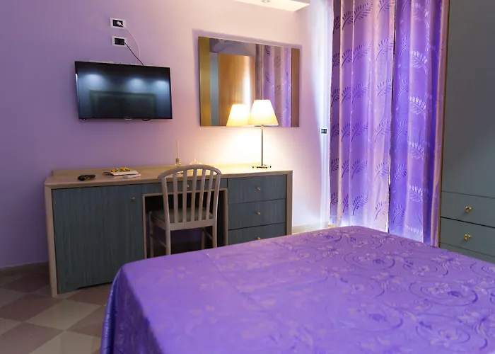 Отель Maximo Тиволи